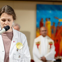 Weihe Altarbild AKH / Erzdiözese Wien/ Schönlaub, Stephan Schönlaub