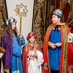 Sternsinger beim Kardinal / Erzdiözese Wien/ Schönlaub