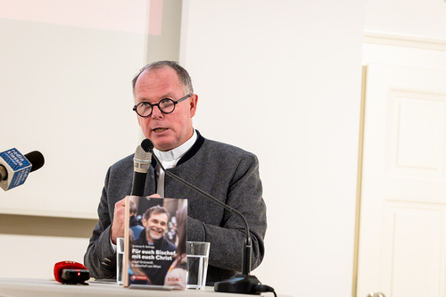 Buchpräsentation Für euch Bischof, mit euch Christ / Erzdiözese Wien/ Schönlaub, Stephan Schönlaub Buchpräsentation Für euch Bischof, mit euch Christ