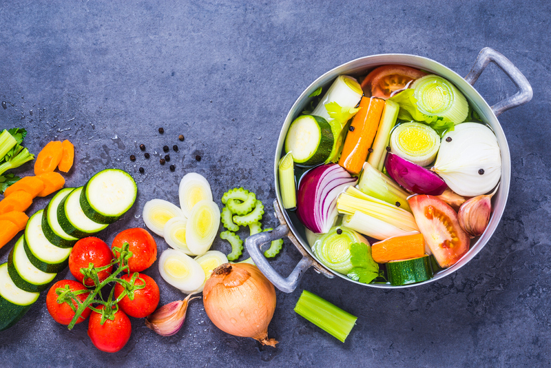 Geschnittenes Gemüse zum Kochen.
