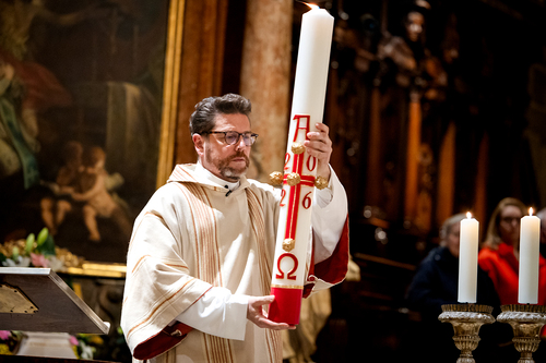 Feier der Osternacht 2026 / Erzdiözese Wien/Schönlaub, Stephan Schönlaub