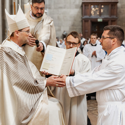 Diakonenweihe 2024 / Erzdiözese Wien/ Schönlaub